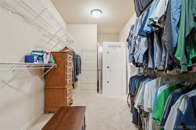 5711 E 110th Place, Tulsa, OK 74137