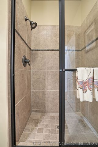 5711 E 110th Place, Tulsa, OK 74137