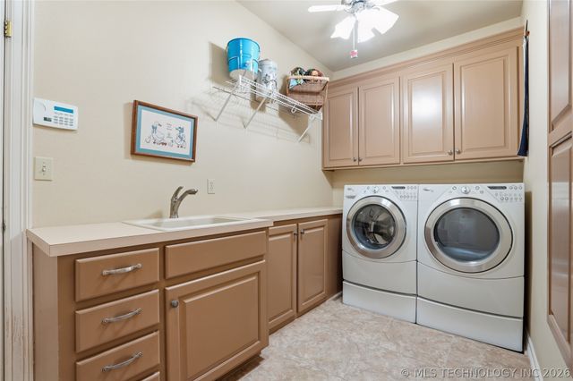 5711 E 110th Place, Tulsa, OK 74137