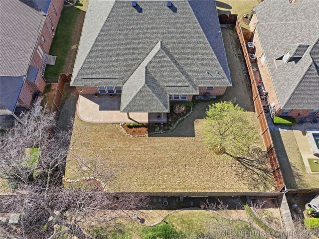 5711 E 110th Place, Tulsa, OK 74137