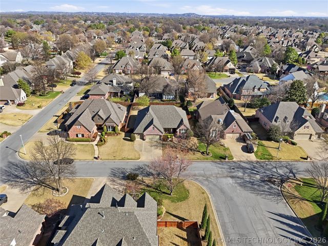 5711 E 110th Place, Tulsa, OK 74137