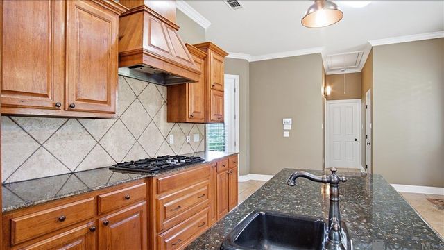 9130 Homestead Dr, Baton Rouge, LA 70817