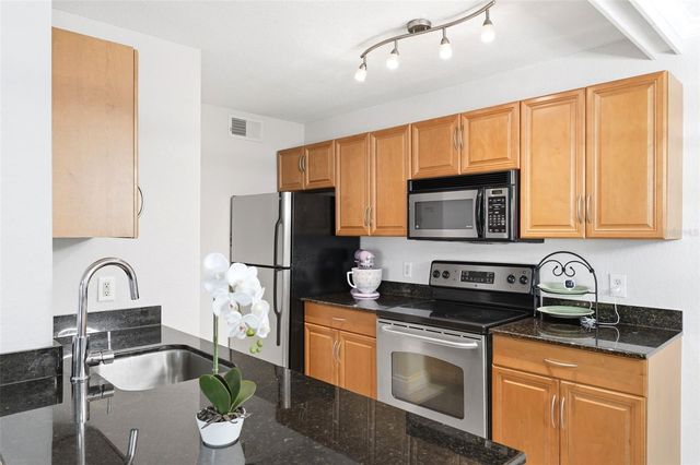 3321 HAVILAND COURT 104, Palm Harbor, FL 34684