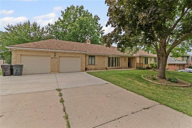 3400 S Scott Avenue, Independence, MO 64052