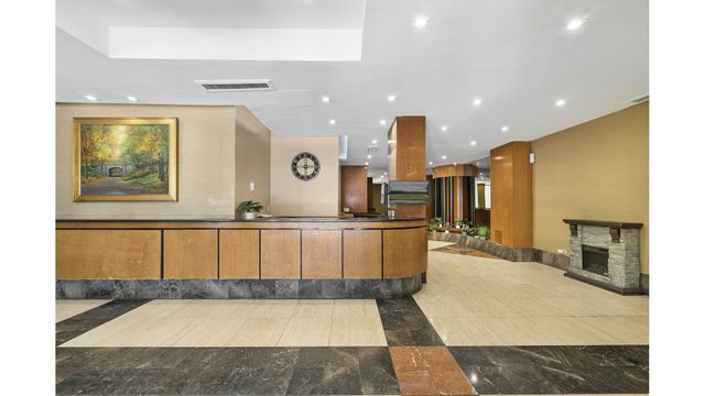 11817 Union Tpke Apt 21K, New York City, NY 11375