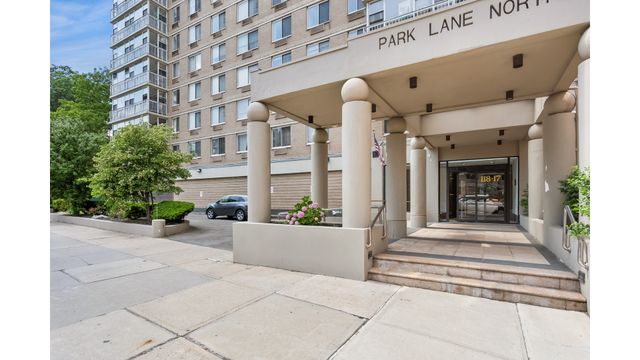 11817 Union Tpke Apt 21K, New York City, NY 11375