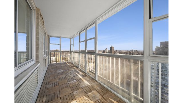 11817 Union Tpke Apt 21K, New York City, NY 11375
