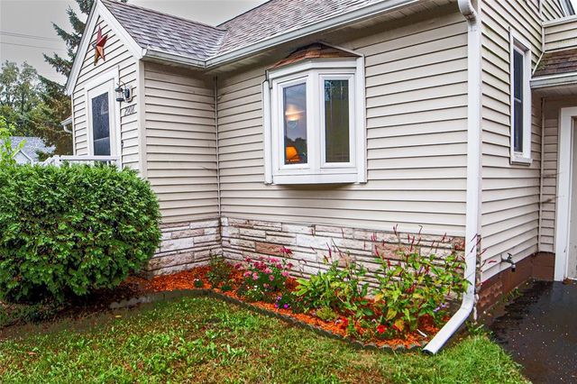 2908 6th Street, Eau Claire, WI 54703