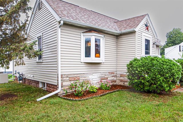 2908 6th Street, Eau Claire, WI 54703