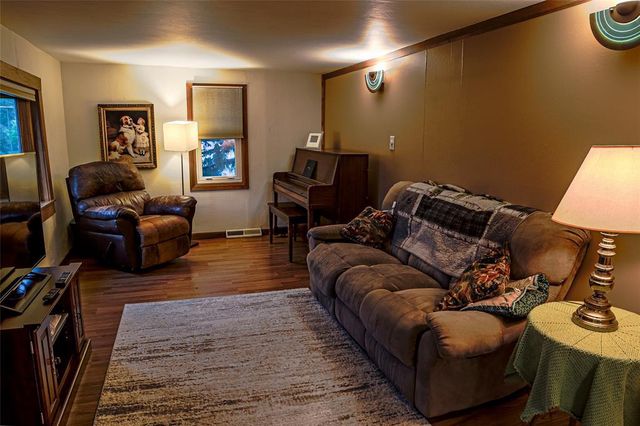 2908 6th Street, Eau Claire, WI 54703