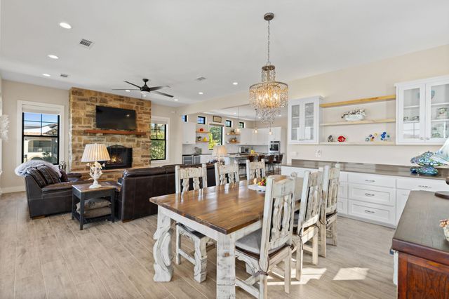 624 Waterside DR, Marble Falls, TX 78654