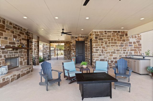 624 Waterside DR, Marble Falls, TX 78654