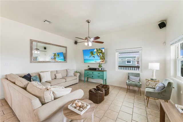 619 Parkplace, Port Aransas, TX 78373