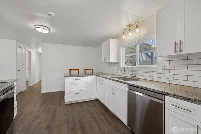 22398 Grip Road, Sedro Woolley, WA 98284