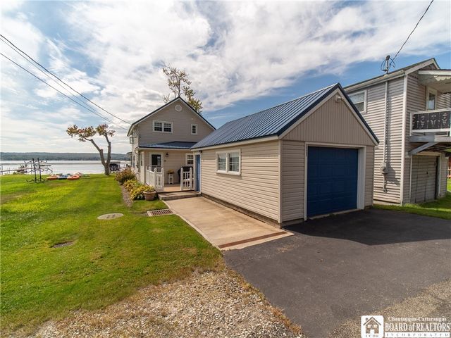 3527 Lake Street Street, Ellicott, NY 14701