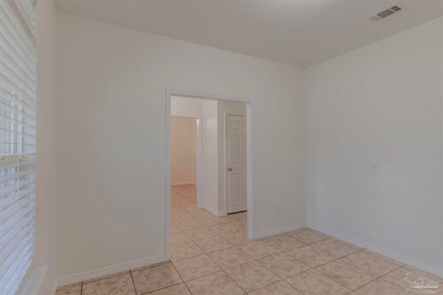 1560 Twin Pines Cir, Cantonment, FL 32533