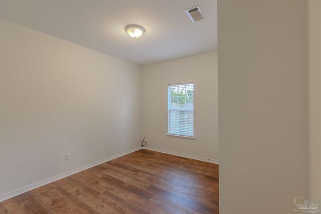 1560 Twin Pines Cir, Cantonment, FL 32533