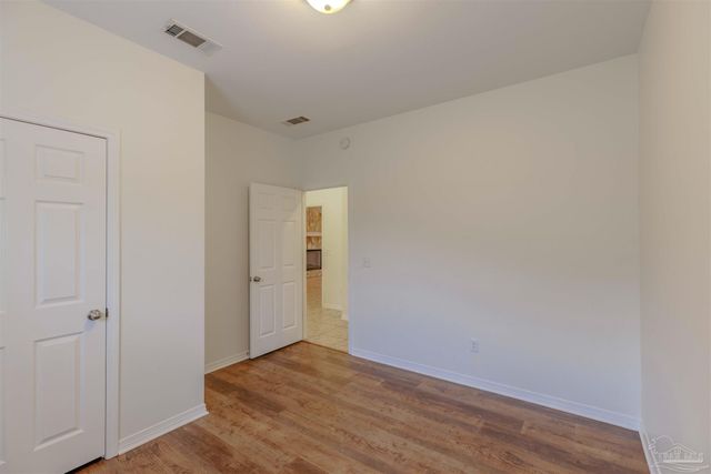 1560 Twin Pines Cir, Cantonment, FL 32533