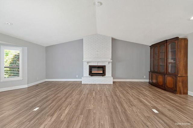 10039 Elk Grove Florin Rd, Elk Grove, CA 95624