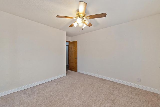 10039 Elk Grove Florin Rd, Elk Grove, CA 95624