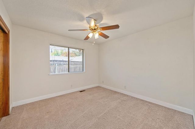 10039 Elk Grove Florin Rd, Elk Grove, CA 95624