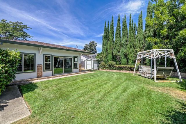 10039 Elk Grove Florin Rd, Elk Grove, CA 95624