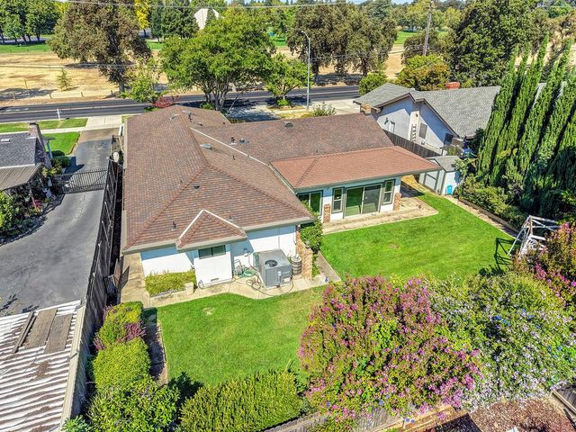10039 Elk Grove Florin Rd, Elk Grove, CA 95624