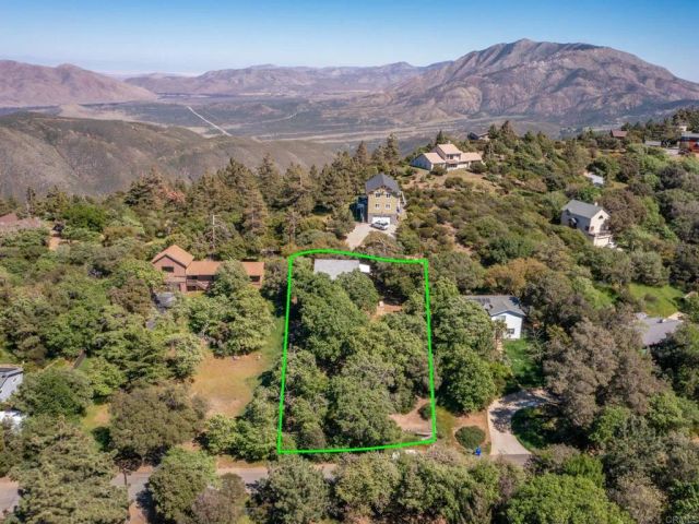 2855 Heliotrope Drive, Julian, CA 92036