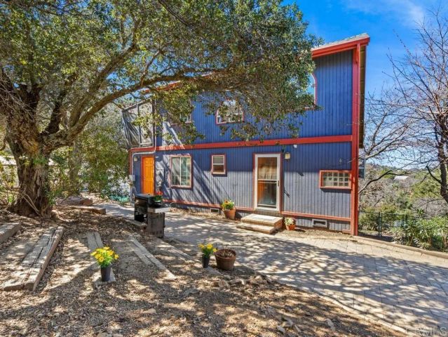 2855 Heliotrope Drive, Julian, CA 92036