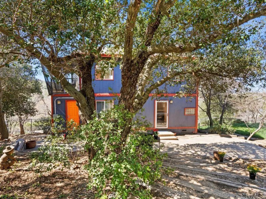 2855 Heliotrope Drive, Julian, CA 92036