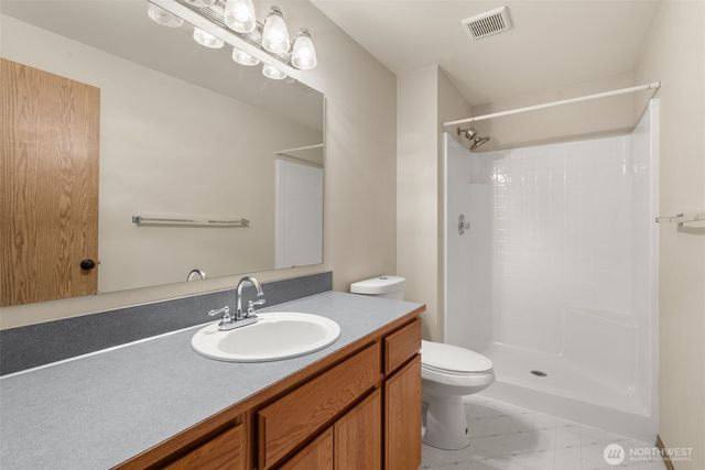 9208 321st Street Ct E, Eatonville, WA 98328