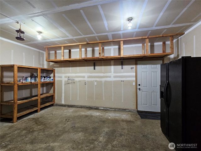 9208 321st Street Ct E, Eatonville, WA 98328