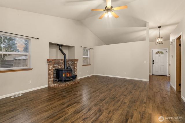 9208 321st Street Ct E, Eatonville, WA 98328