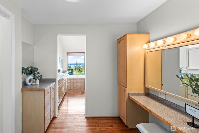 14581 NW Honeyhill Loop, Seabeck, WA 98380
