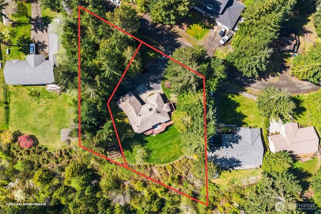 14581 NW Honeyhill Loop, Seabeck, WA 98380