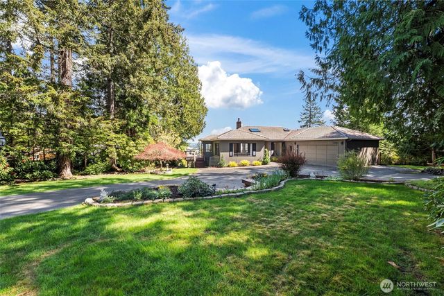 14581 NW Honeyhill Loop, Seabeck, WA 98380