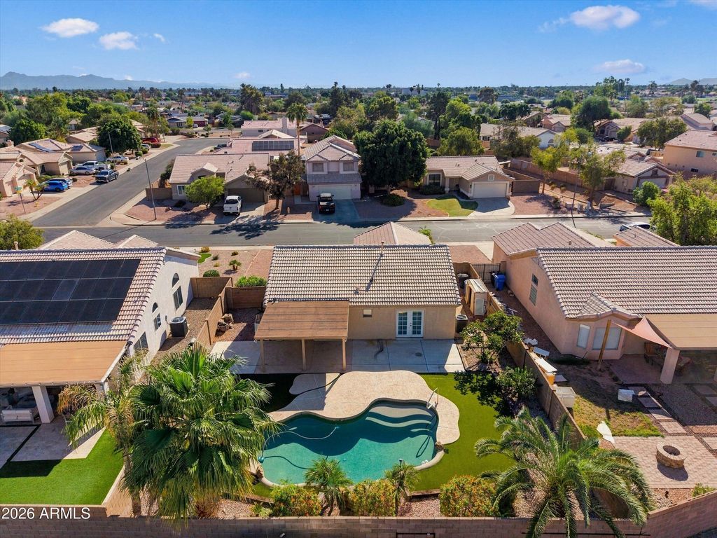 86 S MONTEREY Street, Gilbert, AZ 85233 — photo 2