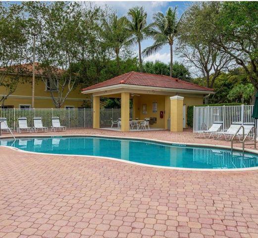 1515 Arezzo Circle, Boynton Beach, FL 33436