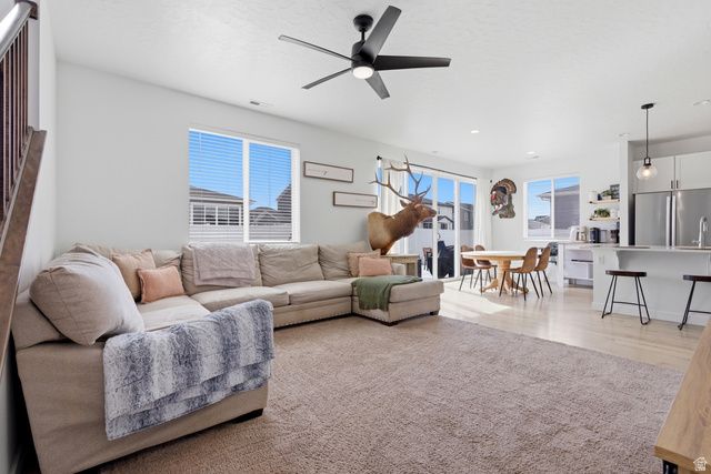 375 W PALOMINO WAY, Stansbury Park, UT 84074