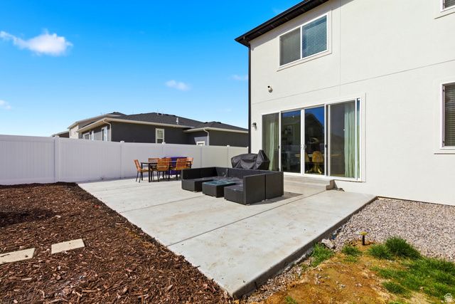 375 W PALOMINO WAY, Stansbury Park, UT 84074