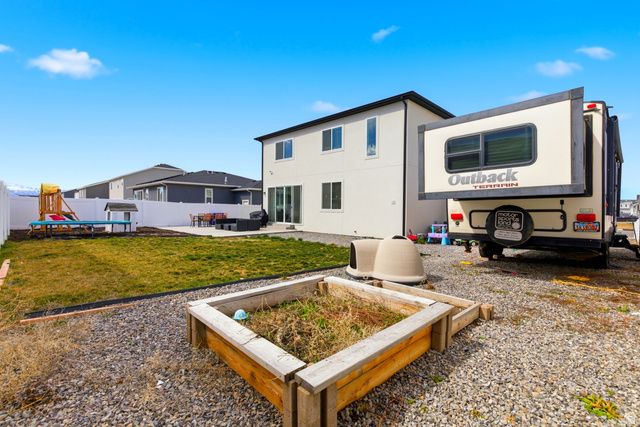 375 W PALOMINO WAY, Stansbury Park, UT 84074