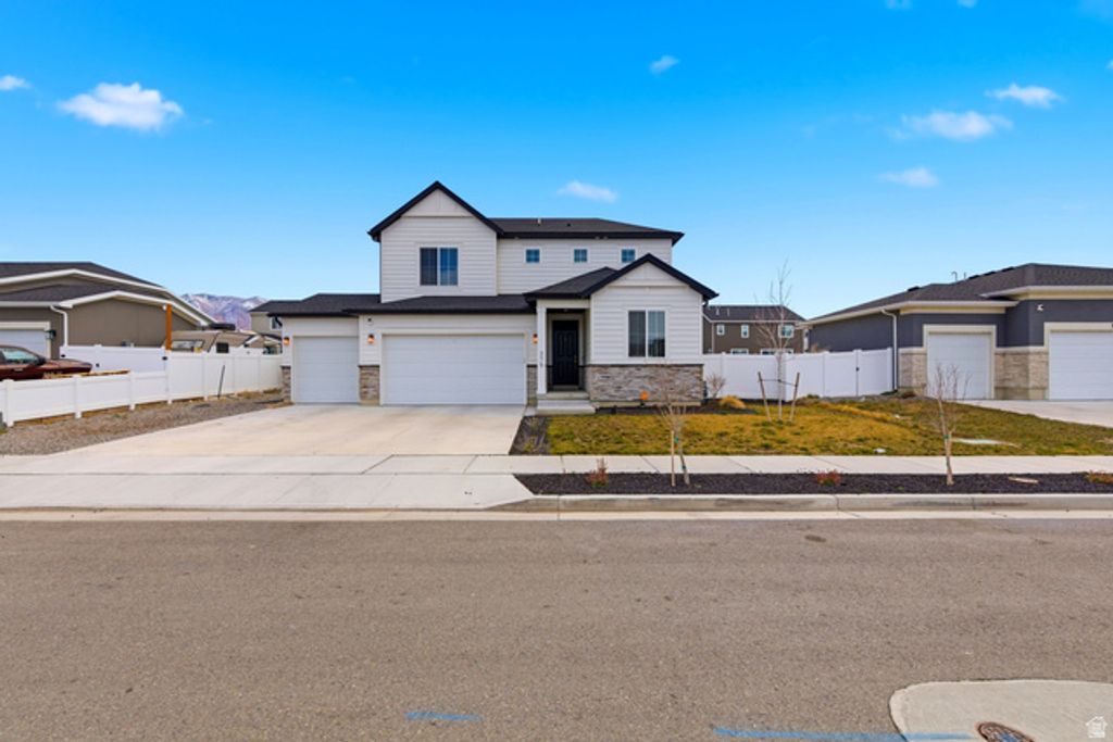 375 W PALOMINO WAY, Stansbury Park, UT 84074