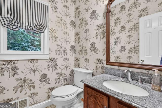 708 Robert Way, Powder Springs, GA 30127