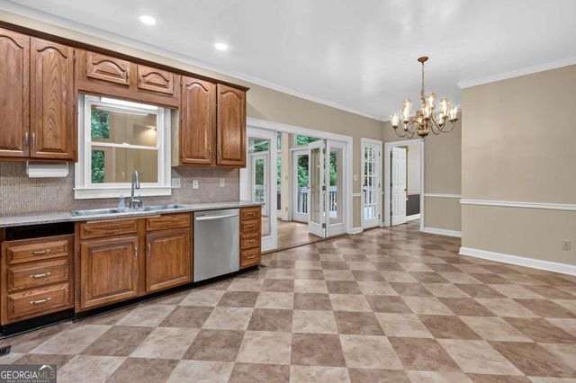 708 Robert Way, Powder Springs, GA 30127