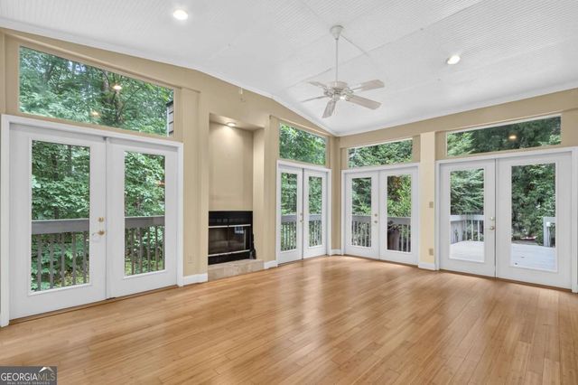 708 Robert Way, Powder Springs, GA 30127