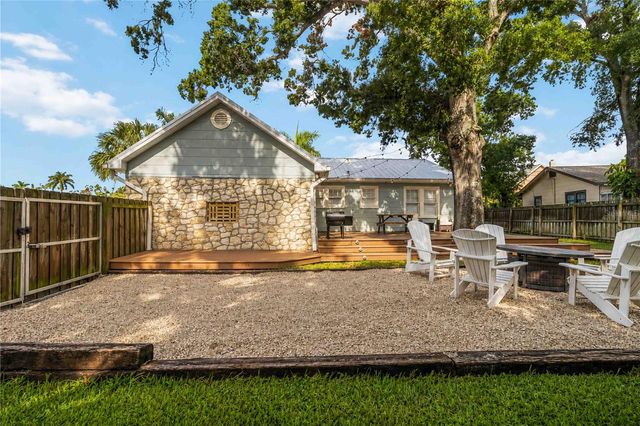 2016 VIRGINIA DRIVE, Bradenton, FL 34205
