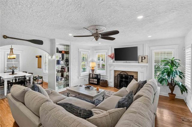2016 VIRGINIA DRIVE, Bradenton, FL 34205
