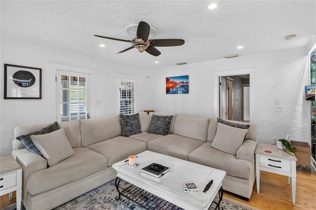 2016 VIRGINIA DRIVE, Bradenton, FL 34205
