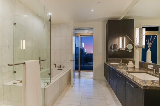 501 West Ave 2303, Austin, TX 78701