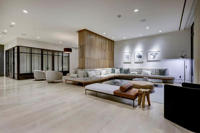 501 West Ave 2303, Austin, TX 78701